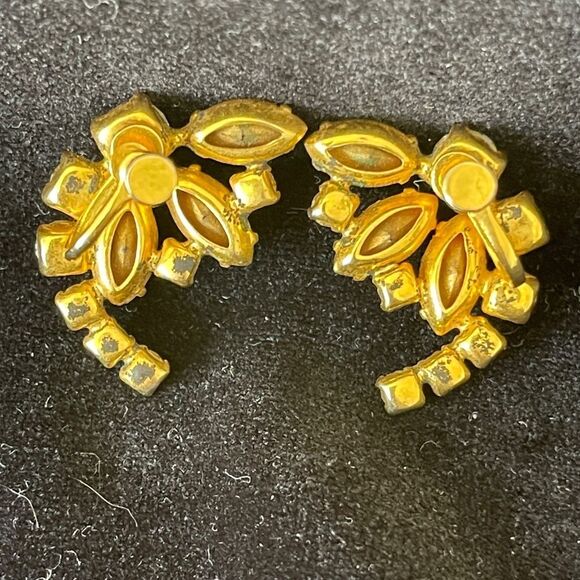 Vintage Rhinestone and Citrine Screw-back Earrings Gently Loved - Picture 2 of 2
